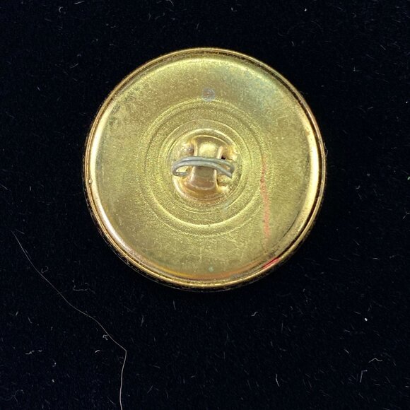 Vintage La Petite Spectemur Agendo Metal Shank 9 Buttons Lot of 3 Cards - Picture 6 of 10